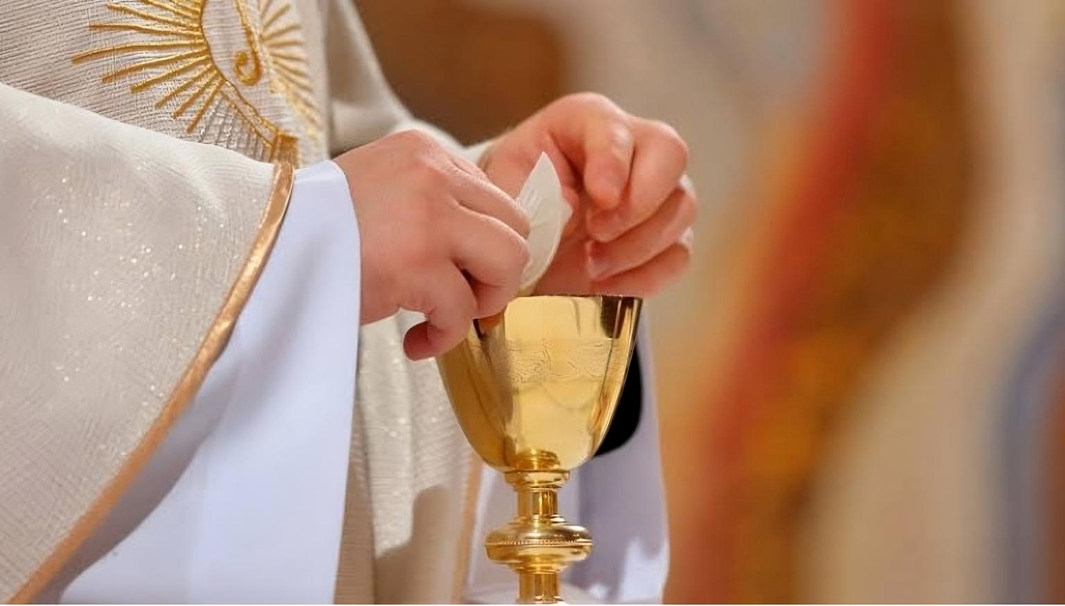 Guida alla Liturgia: Partecipa Attivamente alle Celebrazioni della Fede